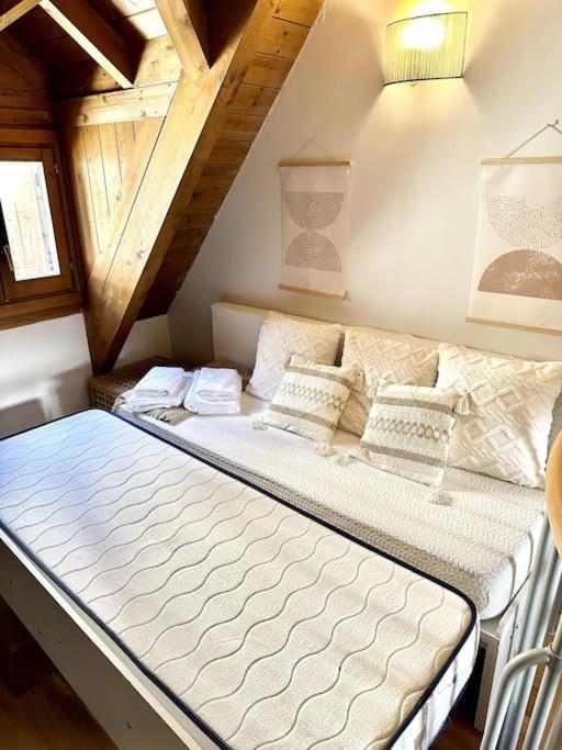 Duplex En Sallent de Gállego Kültér fotó