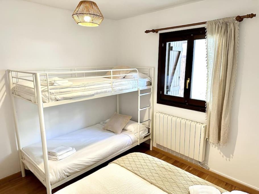 Duplex En Sallent de Gállego Kültér fotó